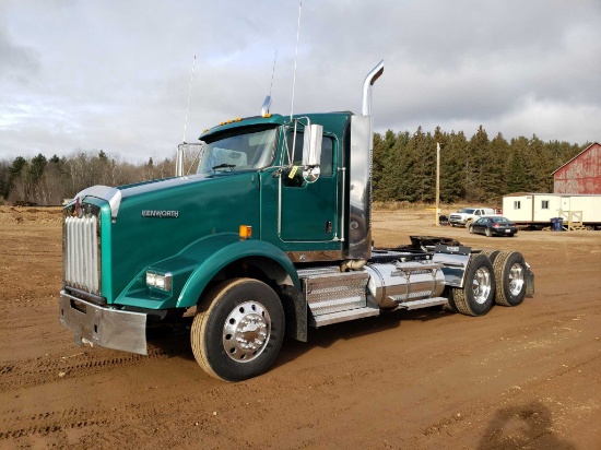 2016 Kenworth T800 Semi