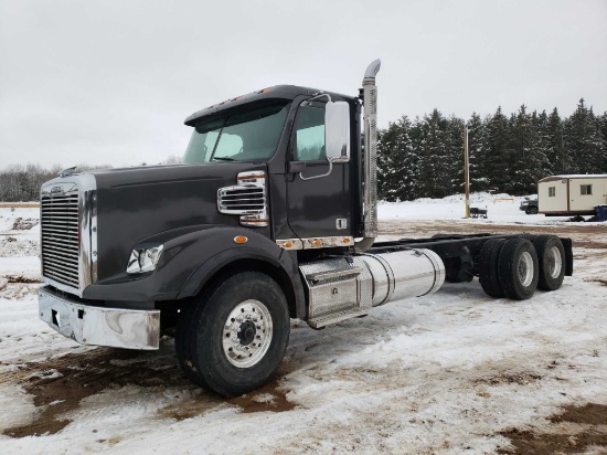 2011 Freightliner Coronado 122 Sd Cab Chassis