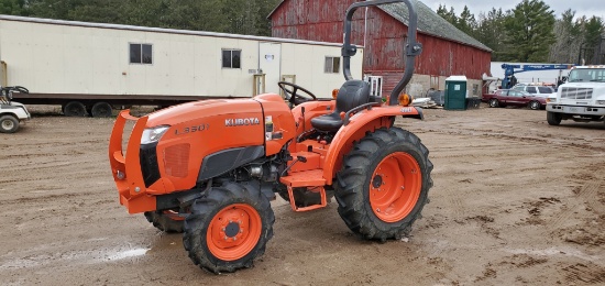 Kubota L3301 4x4 Utility Tractor