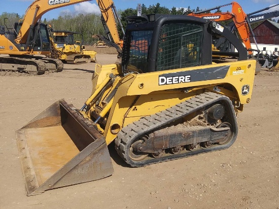 2006 Deere Ct322 Skid Steer