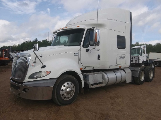 2013 International Prostar Semi