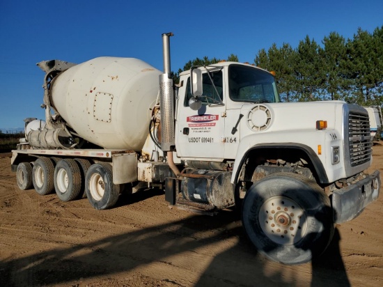 1997 Ford Lt9000 Cement Truck