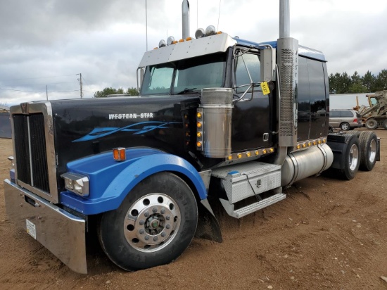 2006 Western Star 4900 Low Max Sleeper Cab Semi