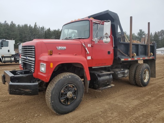 1991 Ford L8000 Dump Truck