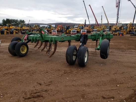 John Deere 915 Sub Soiler