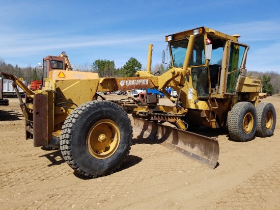 1990 Champion 720a Grader