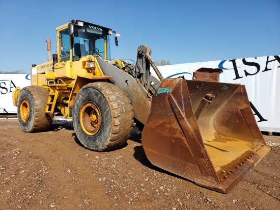 Volvo L180 Wheel Loader