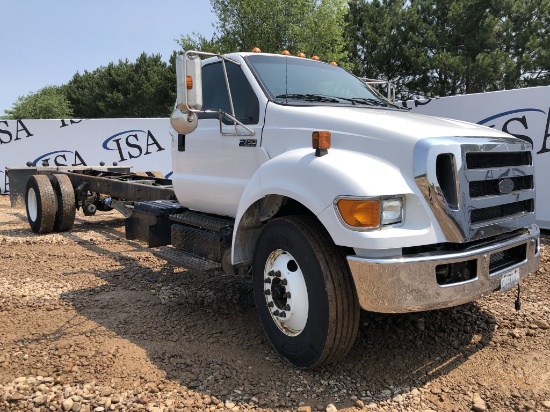 2012 Ford F750 Truck Chassis