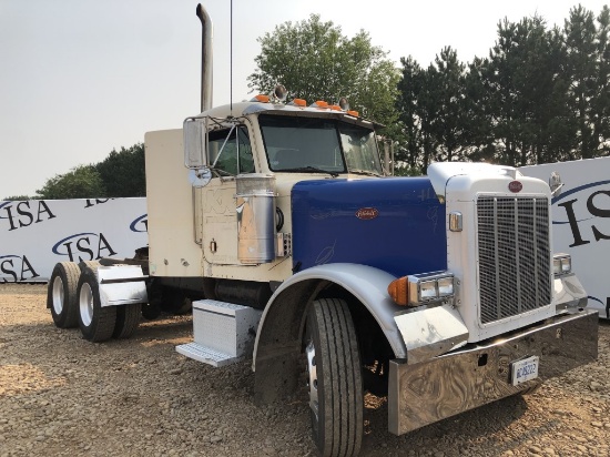 2000 Peterbilt 379 Short Hood