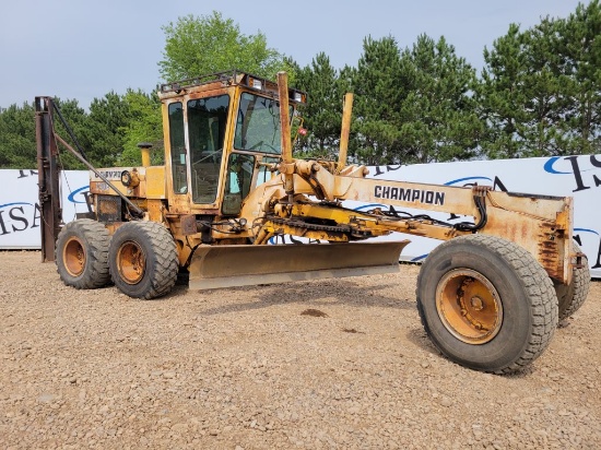 1989 Champion 730a Motor Grader