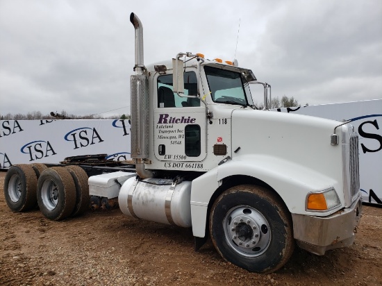 2006 Peterbilt 385 Tandem Semi