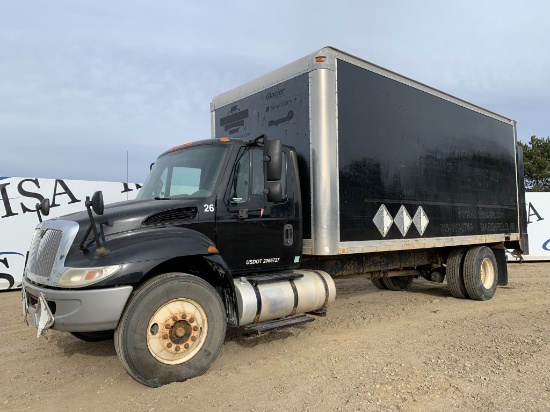 2006 International Box Truck