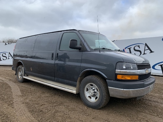 2014 Chevrolet 3500 Van