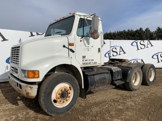 1995 International 8100 Day Cab Tractor