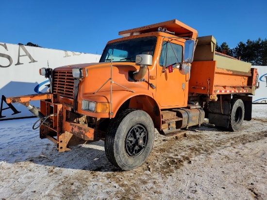 1993 International 4900 Truck