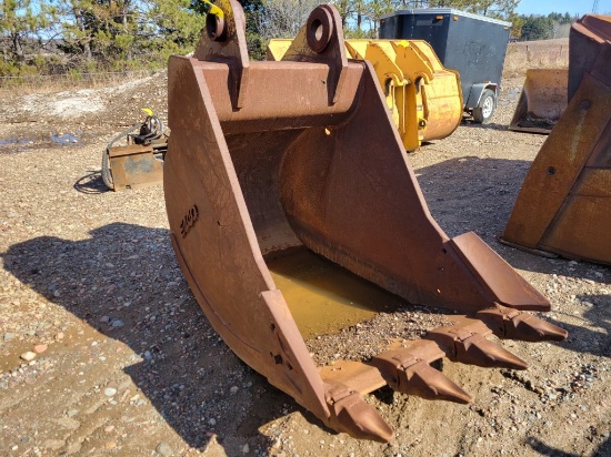 Excavator Tooth Bucket, Approx 42"