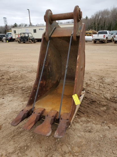 30" Excavator Bucket