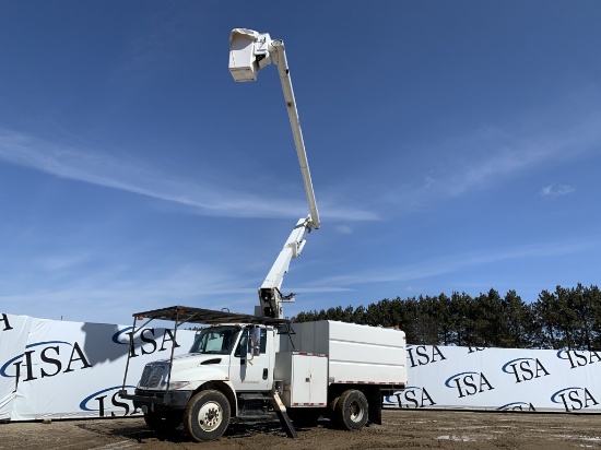 2006 International Boom Chipper Dump Truck