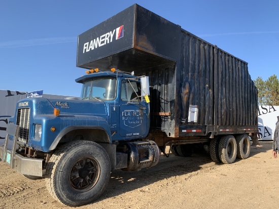 1989 Mack Rd688s Disaster Truck