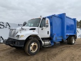 2004 International Garbage Truck