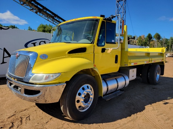 2016 International 4300 Dump Truck