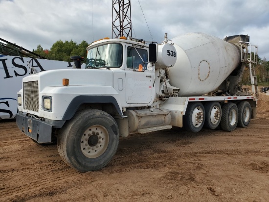 1999 Mack Rd690s Mixer Truck