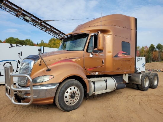 2009 International Prostar Sleeper Semi