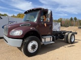 2011 Freightliner 4wd Daycab