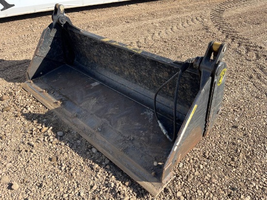 Extreme Duty 4-in-1 78" Skid Steer Bucket