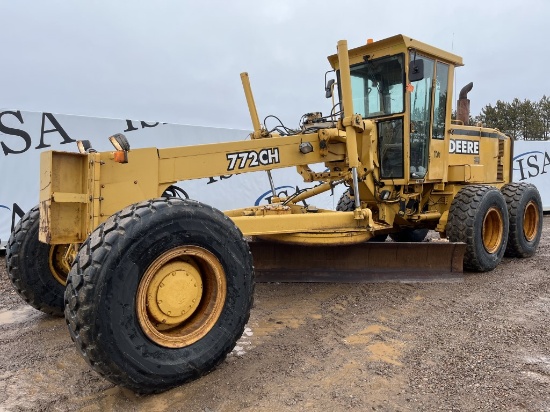 1998 John Deere 772ch Grader