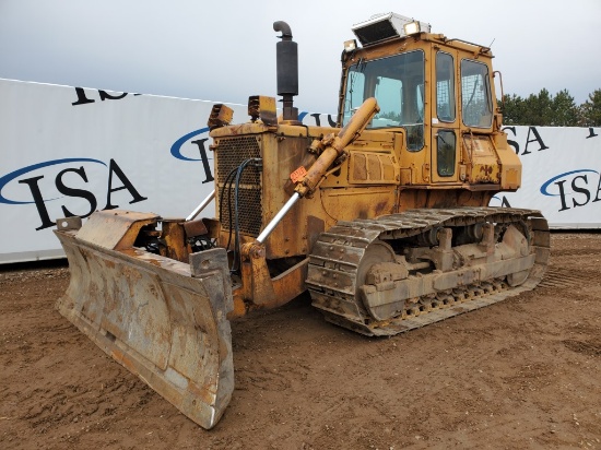 Komatsu D65e-7 Dozer