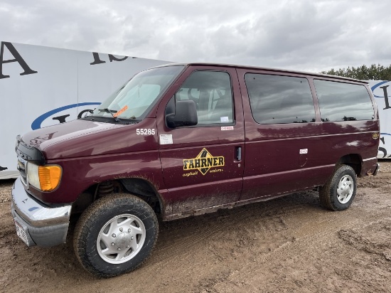 2004 Ford Econoline E350 Super Duty Van