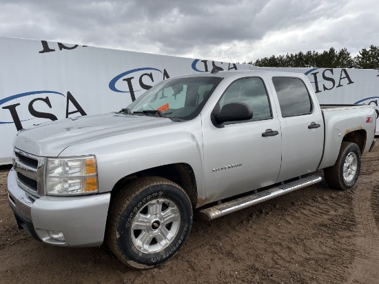 2011 Chevrolet 1500 Pickup Tractor