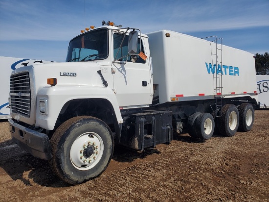 1995 Ford L9000 Tanker Truck