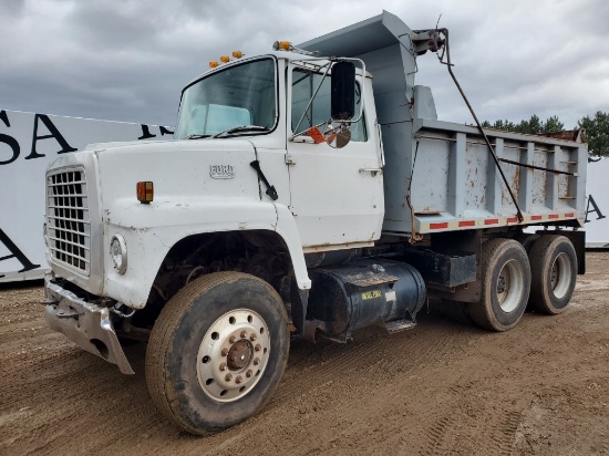 1981 Ford Ln9000 Dump Truck