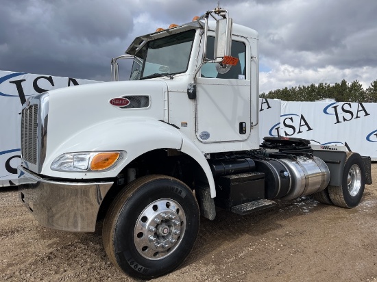 2013 Peterbilt 340 Day Cab Truck Tractor