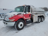 2002 International 4400 Tanker Truck