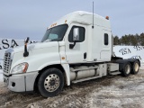2011 Freightliner Cascadia Sleeper Cab Truck Tract