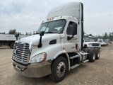 2014 Freightliner Daycab Truck Tractor