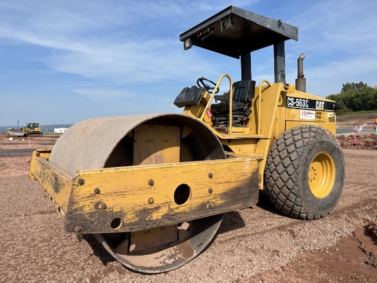 1997 Caterpillar Cs563c Vibratory Compactor