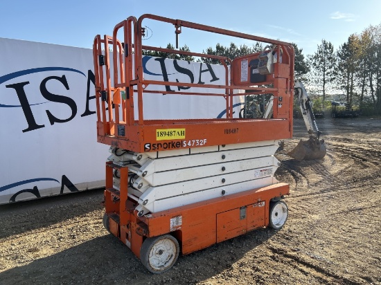 2017 Snorkel S4732 Scissor Lift