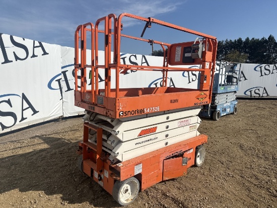 2017 Snorkel S4732 Scissor Lift