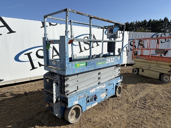 2012 Genie 2632 Scissor Lift