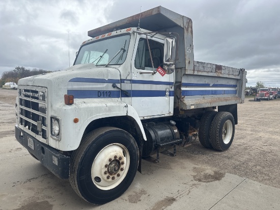 1985 International Harvester S2300 Dump Truck