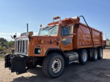 2003 International 2674 6x4 Plow/dump Truck