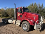 2005 Kenworth T800 Day Cab Truck Tractor