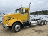 2003 Kenworth Day Cab Truck Tractor