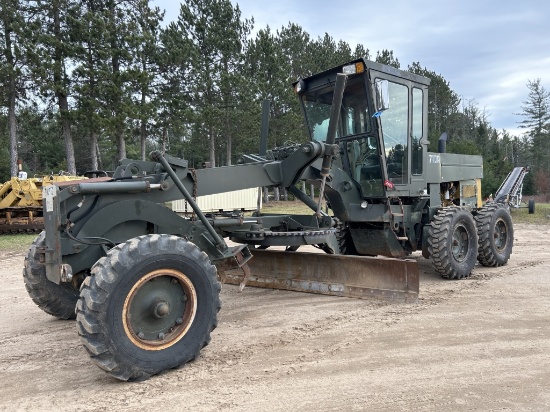 1988 Champion 710a Grader