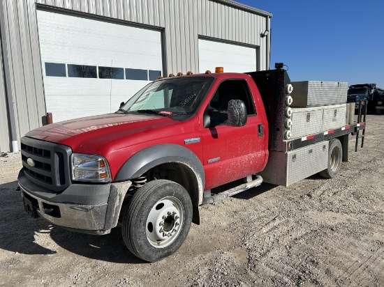 2005 Ford F450 Cab & Chassis