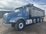 2015 Mack Gu813 Quad Axle Dump Truck